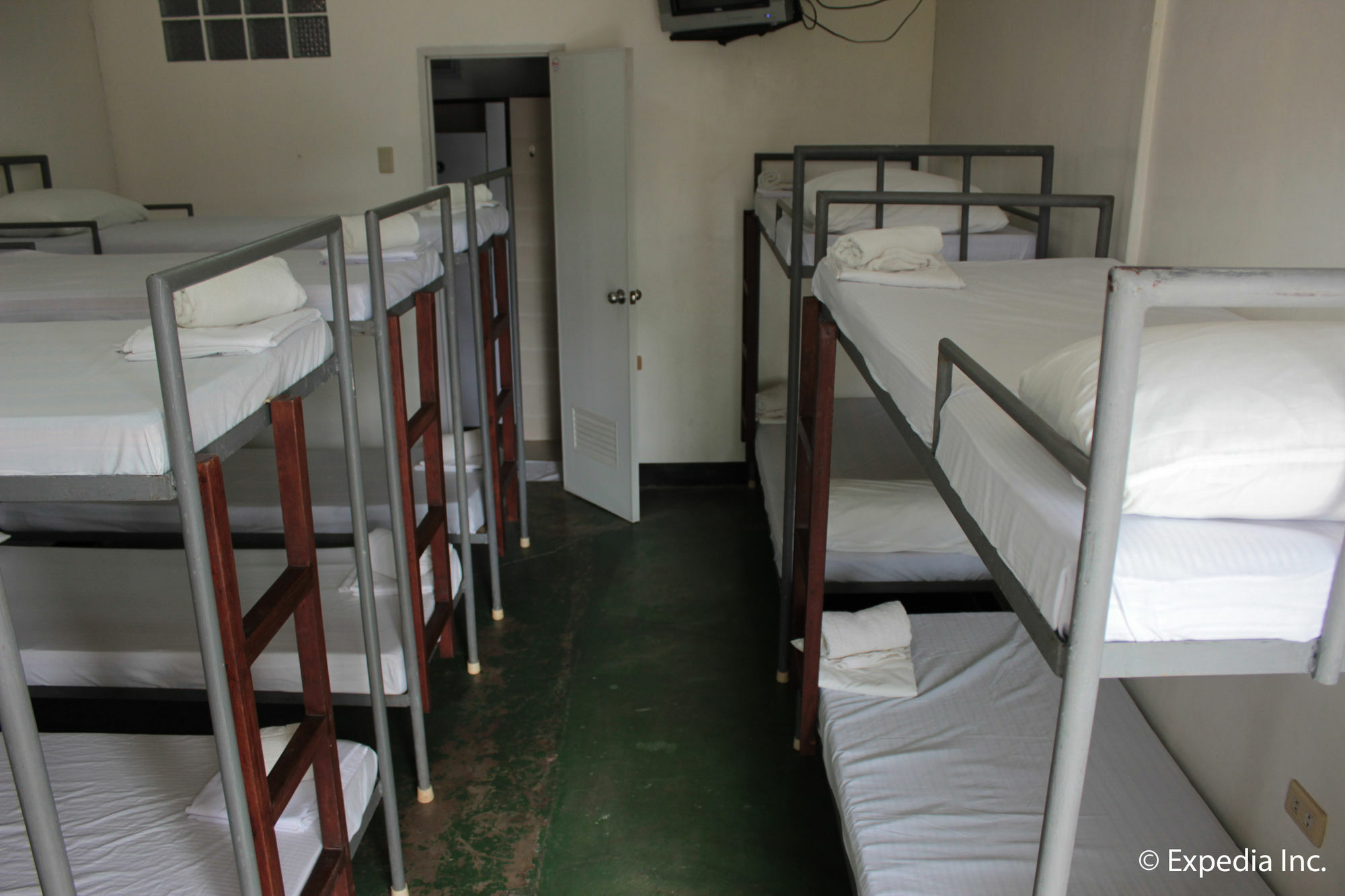Reddoorz Plus Near Vigan Convention Center Esterno foto