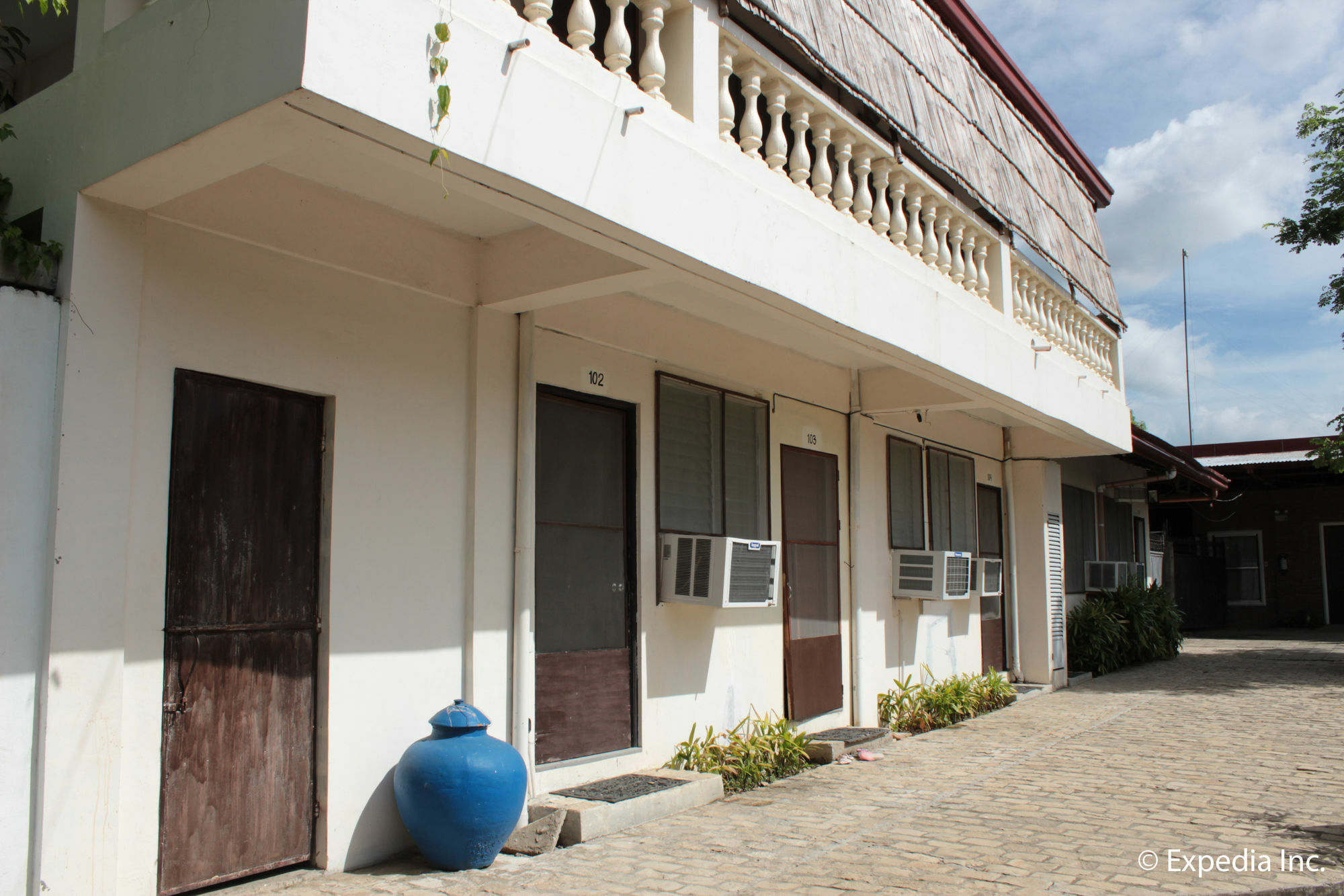 Reddoorz Plus Near Vigan Convention Center Esterno foto
