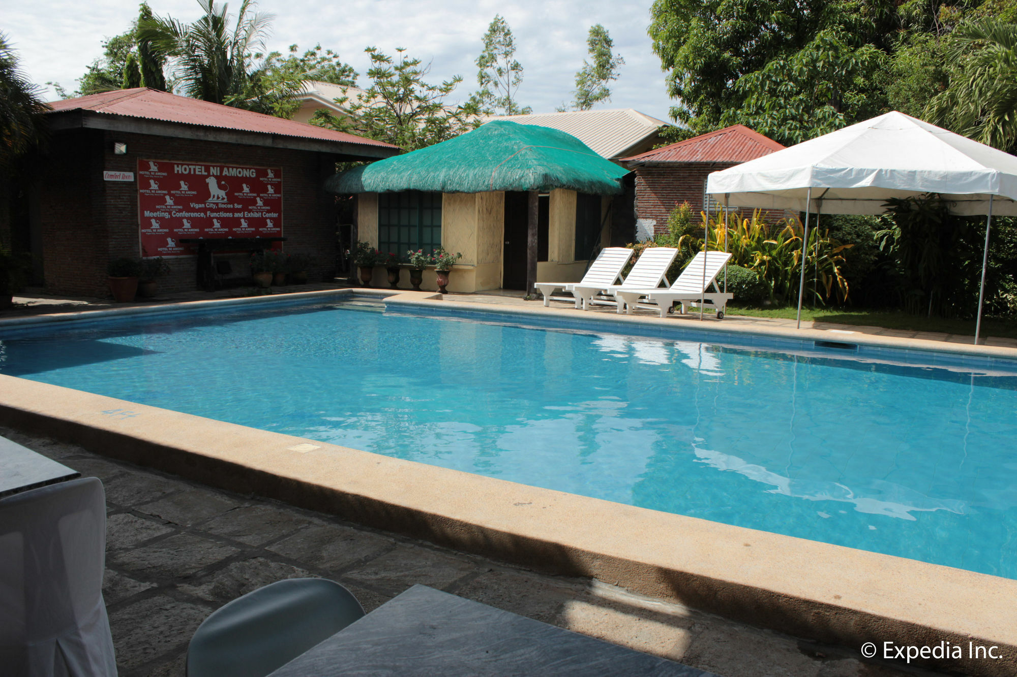 Reddoorz Plus Near Vigan Convention Center Esterno foto