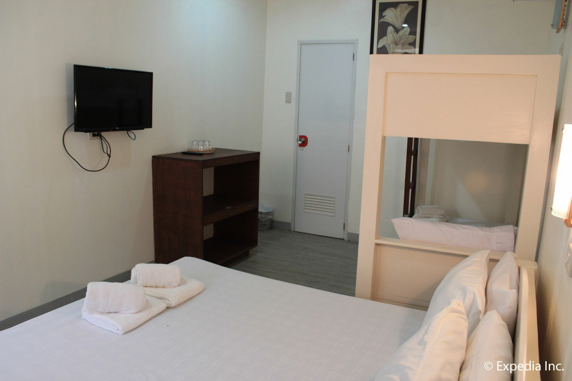 Reddoorz Plus Near Vigan Convention Center Esterno foto