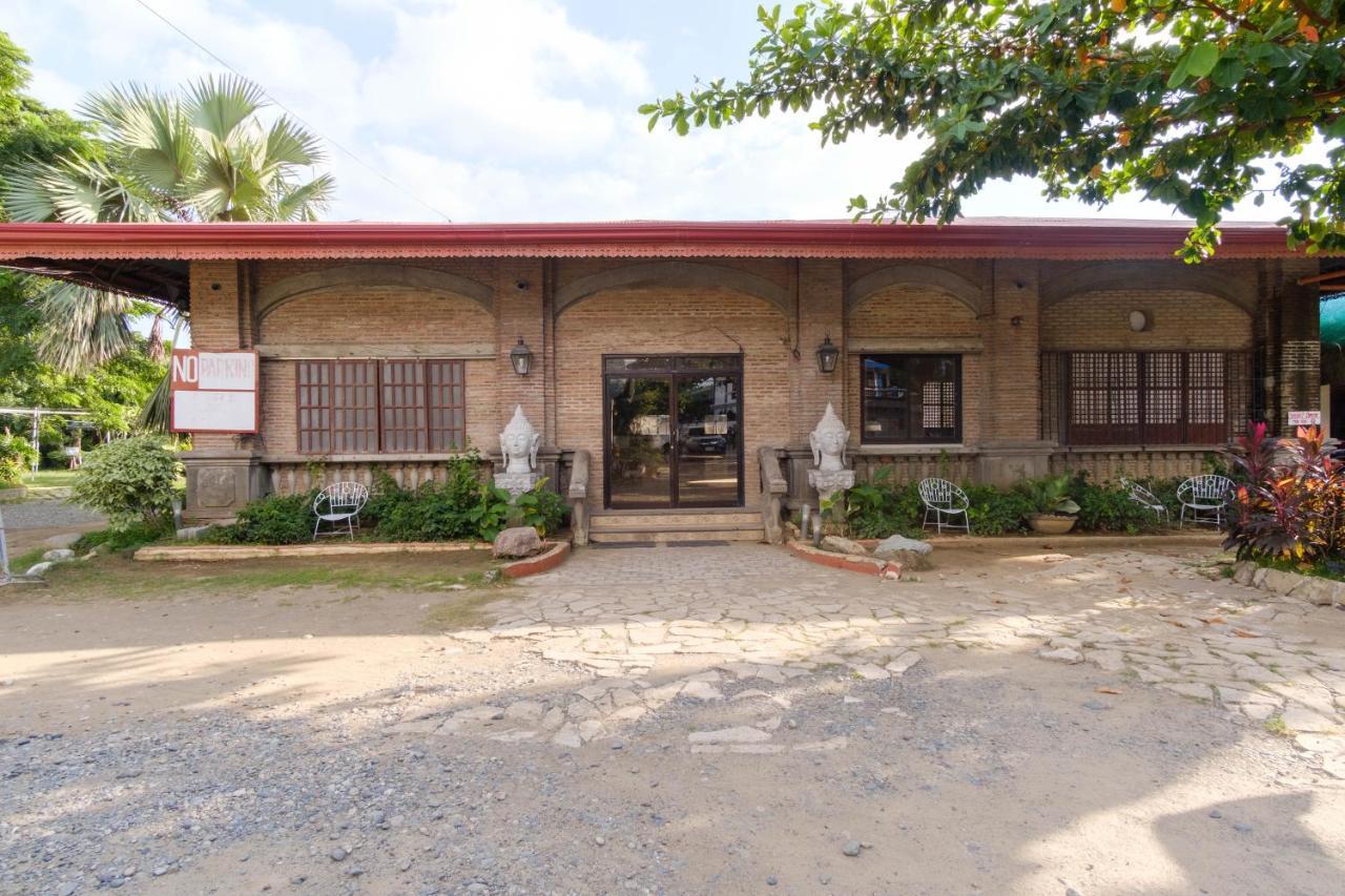 Reddoorz Plus Near Vigan Convention Center Esterno foto